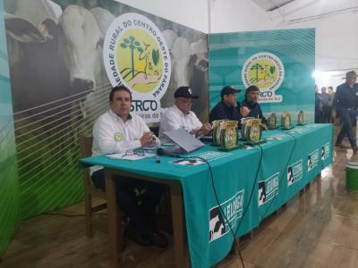 Recinto de LeilÃµes Silvino Schuster de Laranjeiras do Sul, foi reinaugurado nesta sexta-feira (08/04) 
